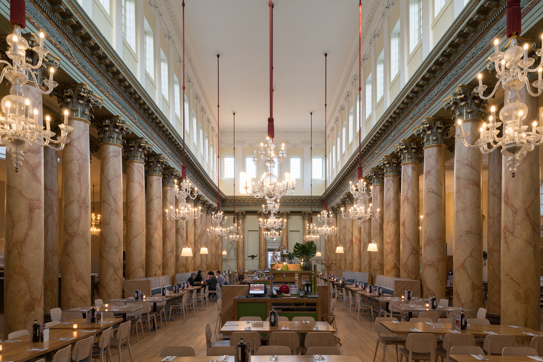 Ask Italian At Assembly Rooms WEB 240120 0577