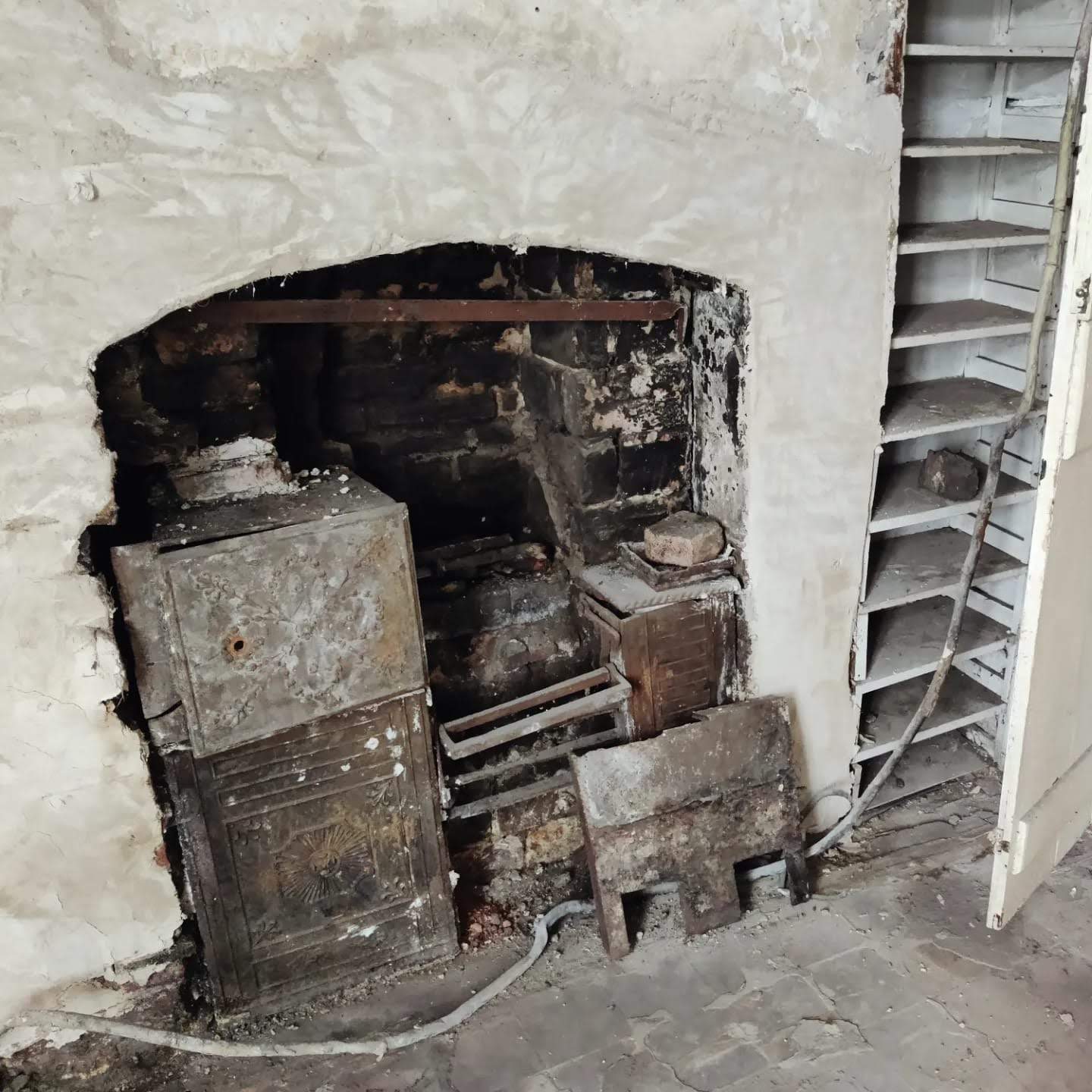 60 Goodramgate | York Conservation Trust | hearth and range